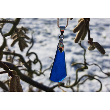 Collier bleu nuit, collection Géorine