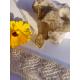 Pendentif goutte doré à l'or fin fleurs séchées naturelles