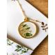 Pendentif véritables fleurs séchées doré à l'or fin