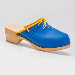 Sabots Fantaisie Bleu Azur, lacets et bordure jaune