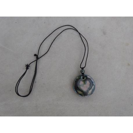 pendentif rond motif coeur