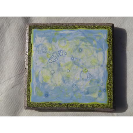 Dessous de plat coloré en jaune et bleu Dessous de plat coloré en jaune et bleu