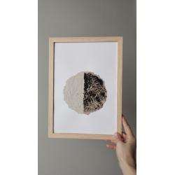 Tableau demi-lune sur fond blanc