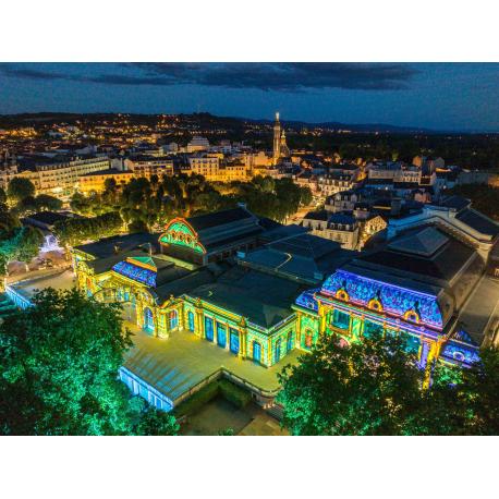 Opéra et Palais des Congrès de Vichy, un soir de mapping en DRONE