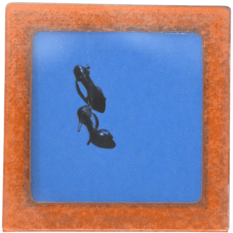 Petit magnet d'artiste photo Chaussures suspendues