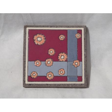 Dessous de plat petit format avec petites fleurs et bandes grises