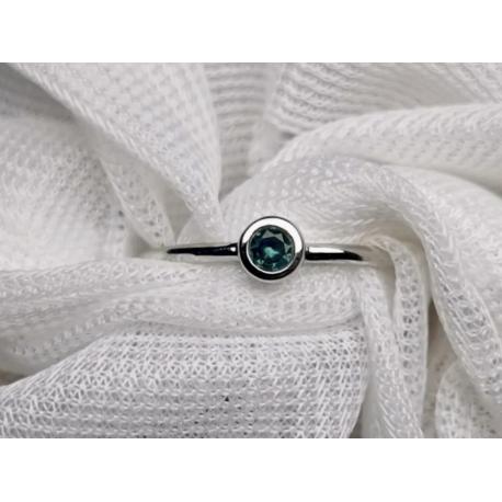 Bague Persévérance Saphir D’Auvergne