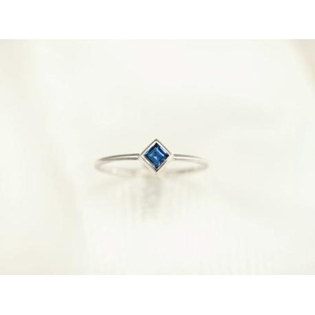Bague Paradigme Saphir D’Auvergne